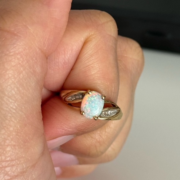 10k gold opal ring - Picture 5 of 6